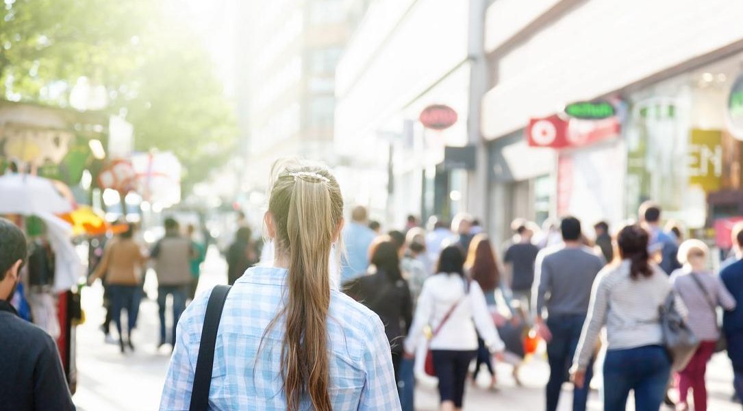 România, în pericol: Populația țării ar putea scădea cu un sfert până în 2100, avertizează Eurostat