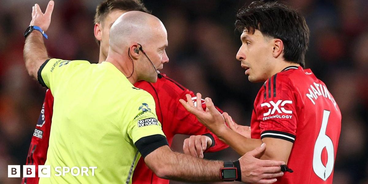 Martinez, eliminat după ce l-a tras de păr pe Calvert-Lewin