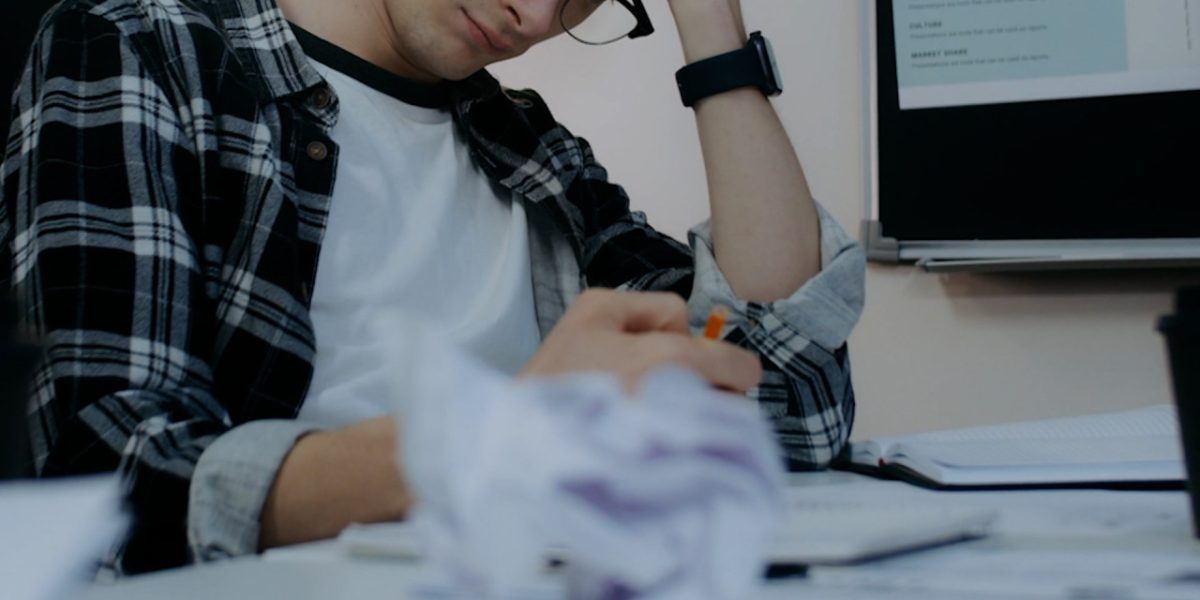 Stresul de după vacanță: Cum treci cu bine de revenirea la muncă