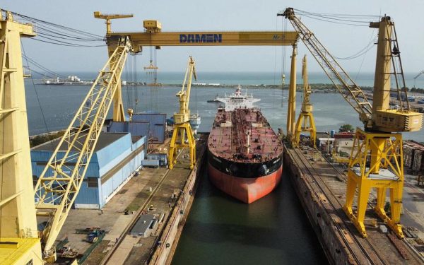Shipyard-ul Damen Mangalia intră în procedură de faliment după respingerea planului de reorganizare Dupa respingerea planului de reorganizare de către creditori, Shipyard-ul Damen Mangalia va intra în etapă de faliment, urmând să fie plasat în proces de lichidare
