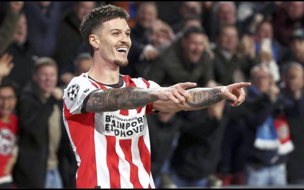 PSV Eindhoven a devenit matematic campioana Olandei, după ce Feyenoord Rotterdam, principala urmăritoare, nu a reușit să câștige meciul cu FC Volendam
