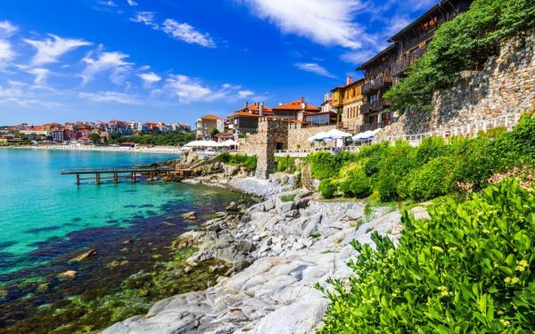 Destinație de vis, ca Amalfi, dar mai ieftină! E aproape de România