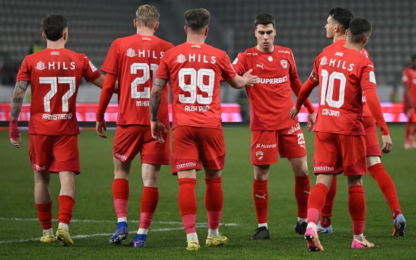 Dinamo bagă 1 milion de euro în transferuri: „Dacă aveam 3, le băgam pe toate!”