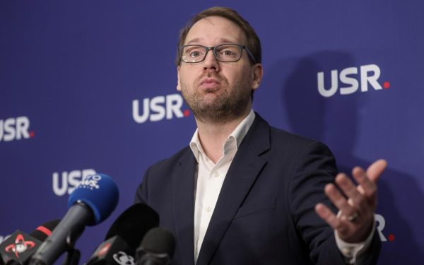 Fritz (USR): PSD, vinovat de criza! Bolojan are sprijin