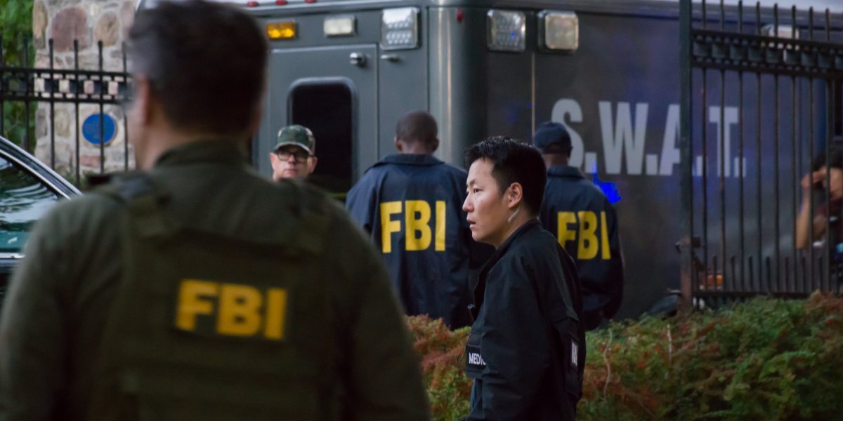 FBI și SRI au destructurat un atac cibernetic rusesc FBI, împreună cu Serviciul Român de Informații (SRI) și alte agenții din 15 state, au reușit să oprească un atac informatic amplu, orchestrat de actori cibernetici asociați serviciului de informații al armatei ruse (GRU)