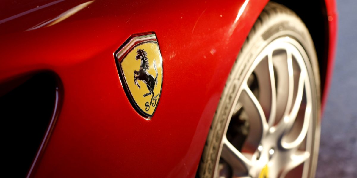 Ferrari electric, de jumătate de milion de euro: Cât costă luxul viitorului?