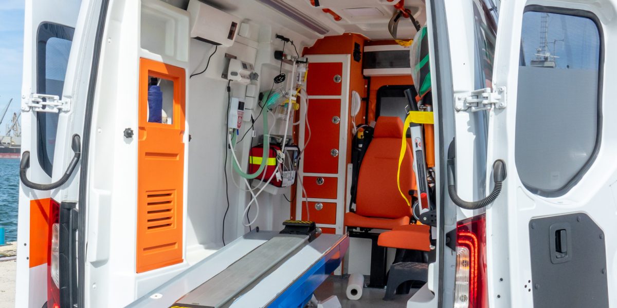 Ambulanțe blocate: Un sfert din cele din Constanța, la service zilnic
