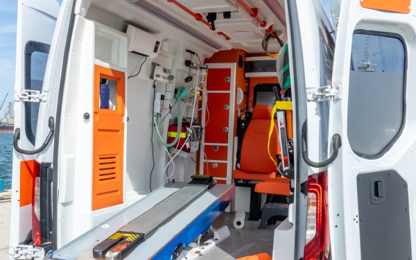 Ambulanțe blocate: Un sfert din cele din Constanța, la service zilnic