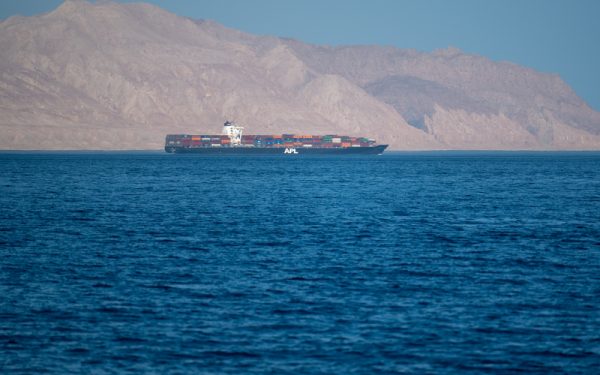 Trei petroliere iraniene au sfidat SUA: Au trecut de Strâmtoarea Ormuz