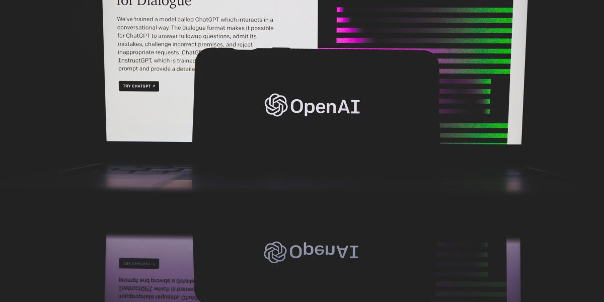 OpenAI plănuiește să lanseze o „superaplicație” pentru desktop, integrând ChatGPT, platforma de programare Codex și browserul său, conform confirmărilor recente