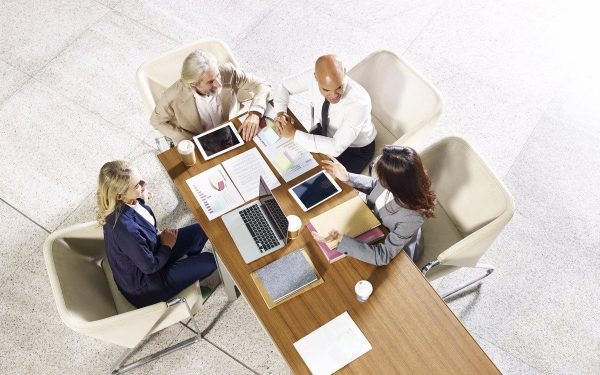 Număr record de firme dizolvate în România în primele două luni din 2026