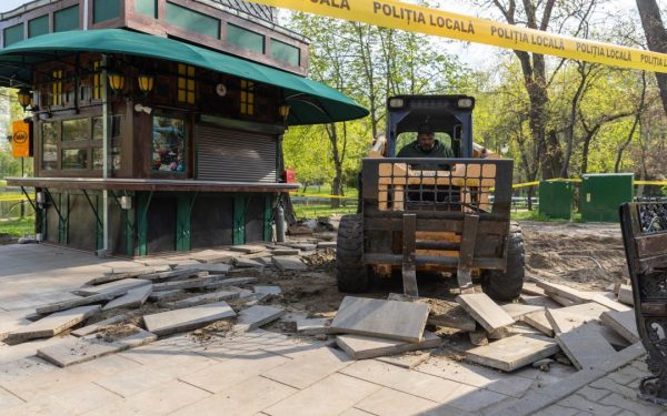 Ciucu, după Cișmigiu, vrea să demoleze terasele din Herăstrău