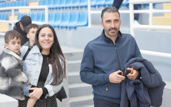 Elias Charalambous, fostul antrenor al FCSB, a fost surprins duminică la un meci din Cipru în timp ce asista la partida dintre Achnas și Anorthosis, în etapa 28 din faza play-out-ului