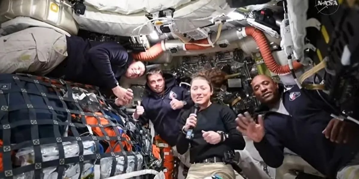 Capsula Orion se prăbușește cu 40.000 km/h: Când aterizează misiunea Artemis 2?