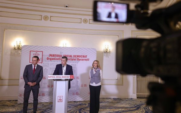 PSD, Culpeabil de Opacitate: Zeci de Milioane de Euro Din Banii Publici, Cheltuite pe Propagandă Partidul Social Democrat (PSD) a cheltuit sume impresionante de bani publici pentru promovare în presă, ajungând la aproximativ 60 de milioane de euro în ultimii șase ani, conform unor documente publice analizate