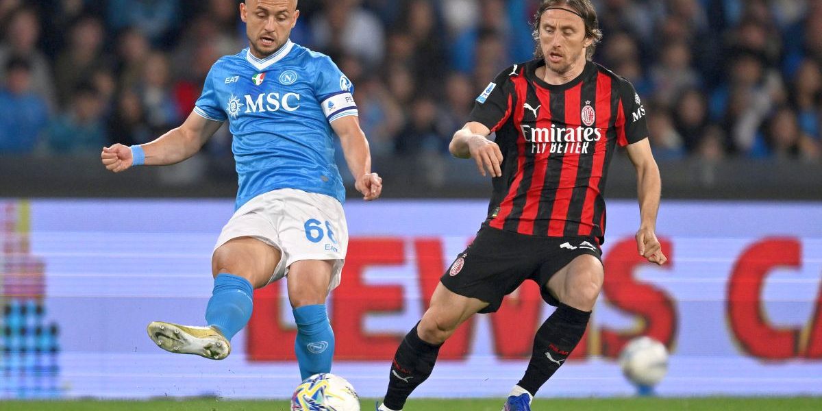 AC Milan câștigă cu 1-0 în meciul cu Chivu pe teren