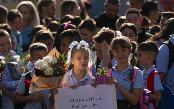 Educația copiilor: Ministrul Educației, mesaj clar pentru părinți