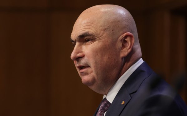 Bolojan anunță: România cere ajutorul CE în negocierile cu Pfizer