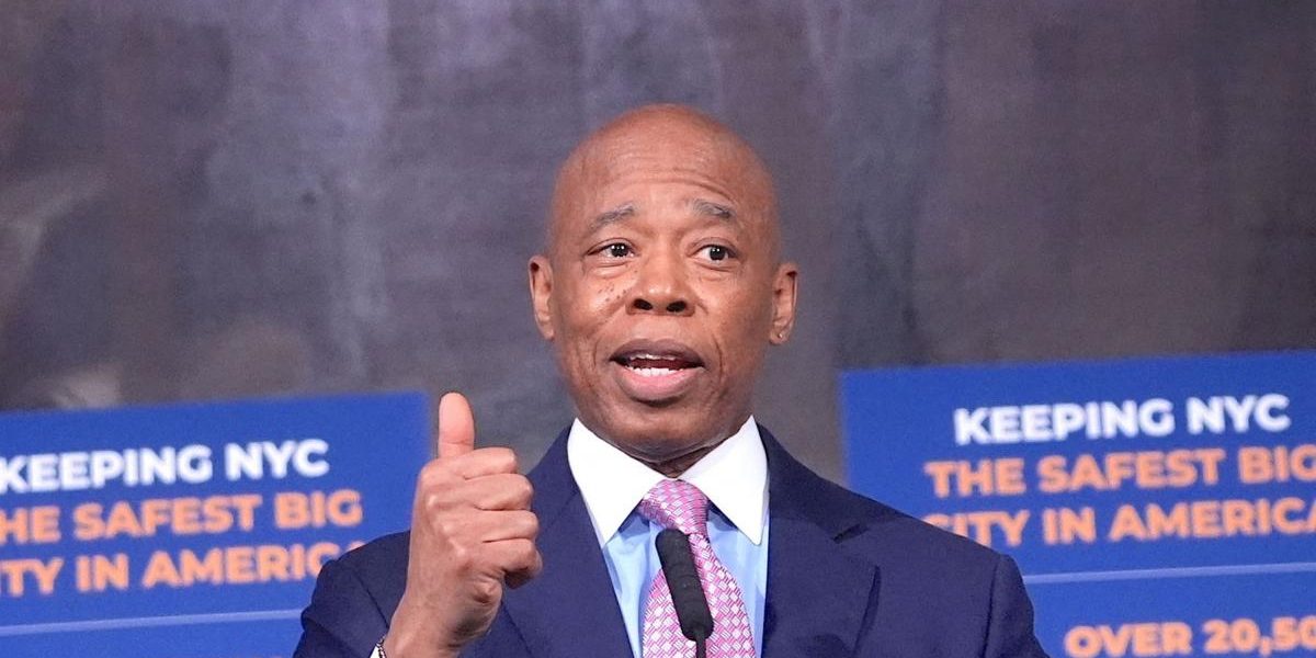 Eric Adams, fostul primar NY, cetățean albanez: „Abia aștept munții și râurile!”