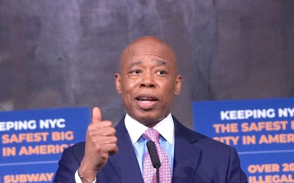 Eric Adams, fostul primar NY, cetățean albanez: „Abia aștept munții și râurile!”