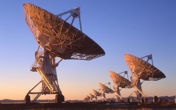 Există sau nu extratereștri? Misterul care intrigă omenirea de la Aristotel