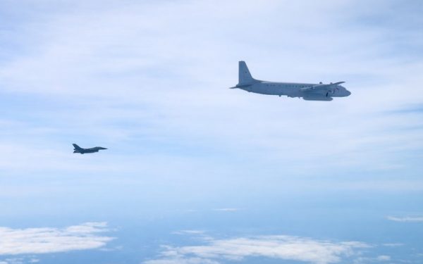 F-16 românești au interceptat o aeronavă rusă lângă Țările Baltice, fără contact radio