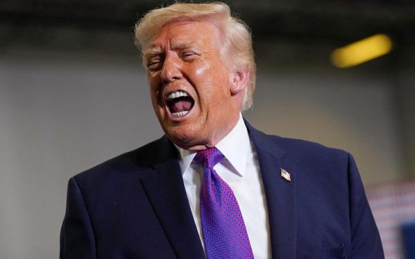 Trump, lovit de Bitcoin: Familia pierde un miliard. Ce ascunde dezastrul financiar?
