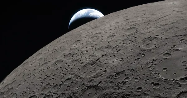 Astronauții Artemis II ne oferă vederi spectaculoase din jurul Lunii Astronauții aflați la bordul misiunii Artemis II au început să trimită pe Pământ imagini detaliate ale Lunii, surprinse din apropiere