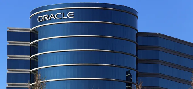 Oracle a anunțat concedierea a între 20.000 și 30.000 de angajați din totalul de 162.000 ai companiei, într-un moment în care compania traversează dificultăți financiare