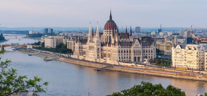 Maghiarii au ieșit la vot: Cum și-au „recucerit” țara și au dat lecții!