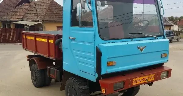 Trei perspective din România de altădată, o scânteie de nostalgie și cunoaștere După perioade de lupte seculare cu propriile teme de reflecție și documentare, reiau seria celor trei lucruri învățate recent