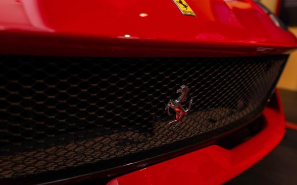 Luce, primul Ferrari electric: Ce preț șocant pregătește italienii