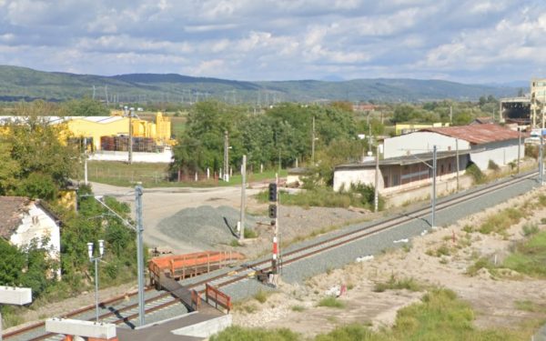 Mega-întârzierea pe șine: 10 ani de chin pentru 22 km de cale ferată Arad-Hunedoara