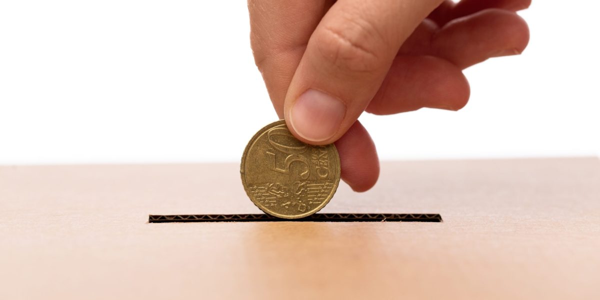 Sfaturi de la experți: Cum să devii independent financiar față de părinți