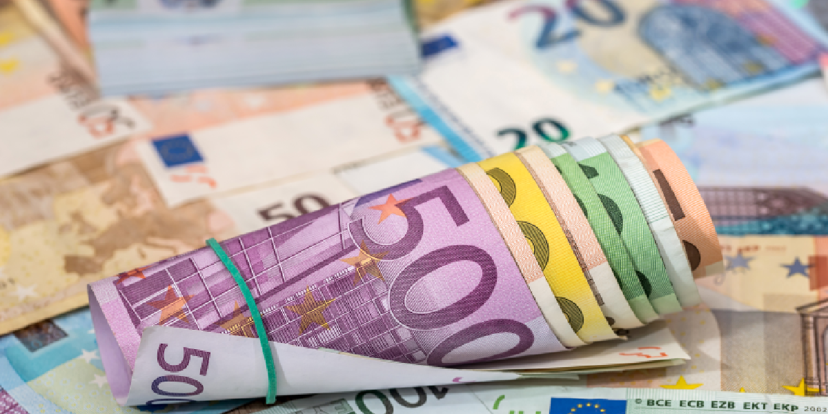 Afaceri de-o jumătate de miliard, cu doi angajați: Tunul energetic din România