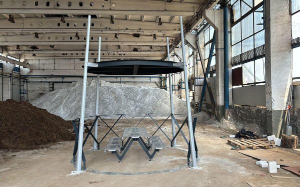 EXCLUSIV Sectorul 4: Foișoare stradale cât un apartament. Cât a plătit Primăria?