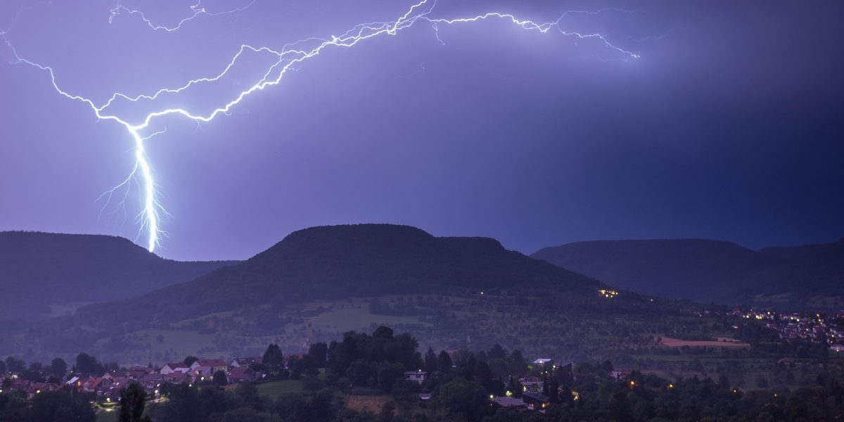 Bulgar fulgerat mortal pe munte