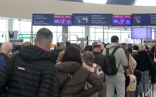 Paște cu speranțe reduse: Românii, tot mai rar peste granițe