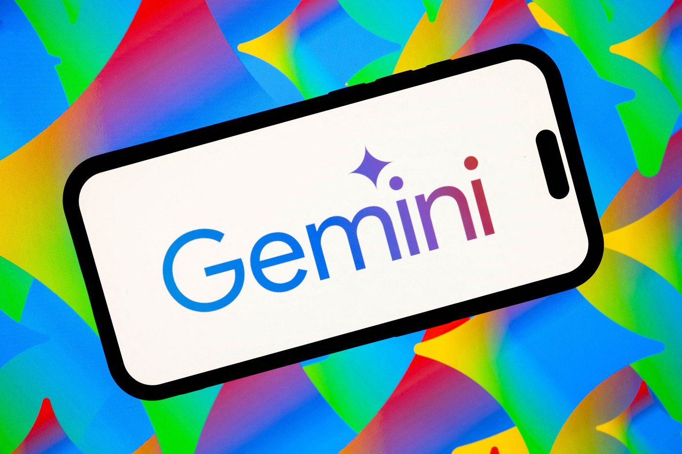 Ce se întâmplă când lași Gemini din Google Maps să-ți organizeze ziua? Se pare că funcția inovatoare a asistentului virtual Gemini, integrată în Google Maps, poate transforma complet modul în care ne planificăm ziua