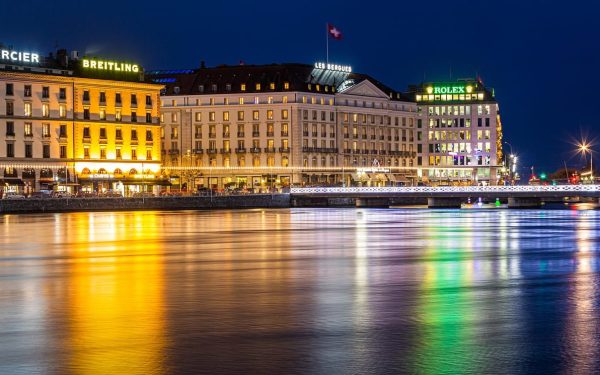 Elveția decide: Referendum crucial pe politica exportului de arme