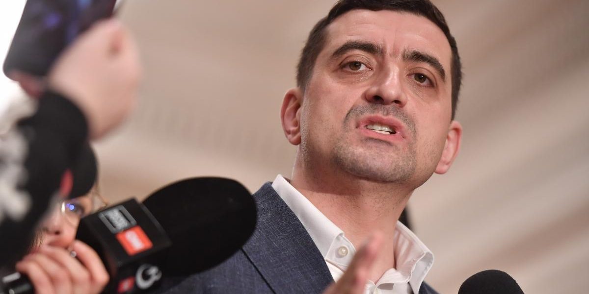 Simion, despre moțiunea de cenzură: PSD „face joc de glezne”