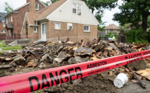 Panică într-un oraș UNGAR: Stare de alertă medicală, chiar și aerul condiționat interzis