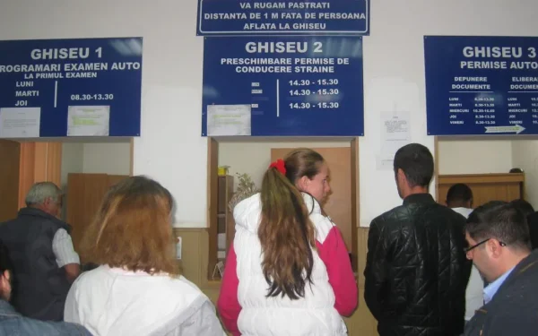 Românii, scutiți de cozi la ghișee: Statul verifică singur datele