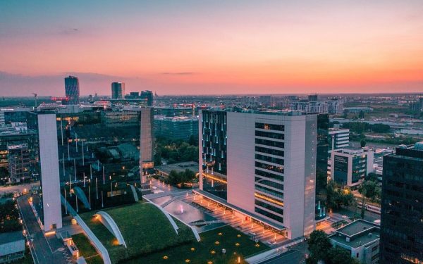 Lagardere Travel Retail rămâne la București: Reînnoiește chiria la Globalworth Campus