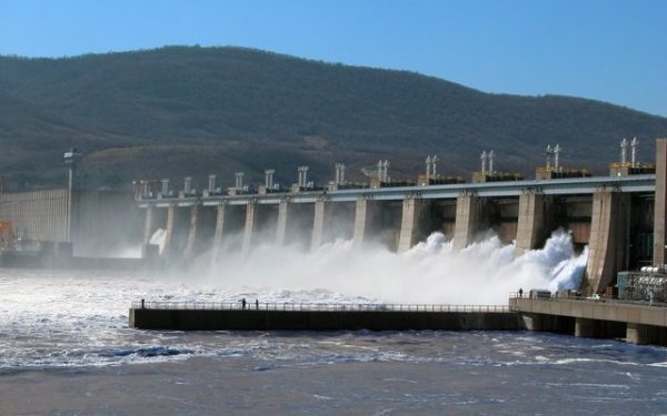 Hidroelectrica reînnoiește oferta „Online Business Spring” pentru clienții business Hidroelectrica, cel mai mare producător de energie regenerabilă din România, continuă să ofere clienților business o ofertă cu preț fix pentru energie, denumită „Online Business Spring”