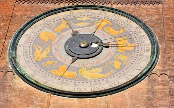 Zodiile norocoase înainte de Paște 2026: Mercur retrograd aduce schimbări!