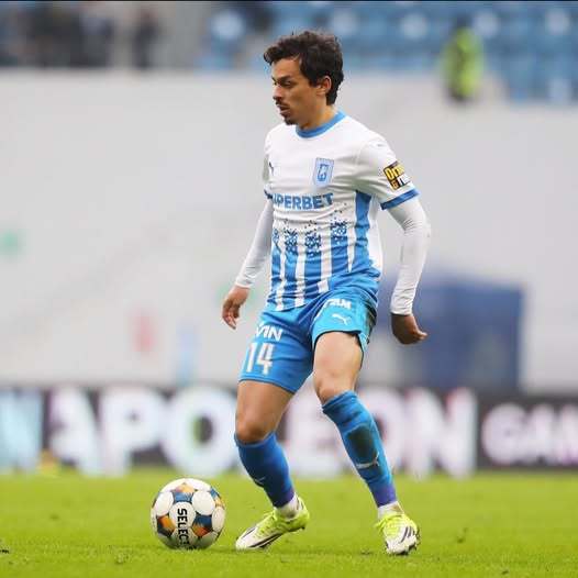 Universitatea Craiova, lovitură la transferuri: Lyes Houri pleacă!