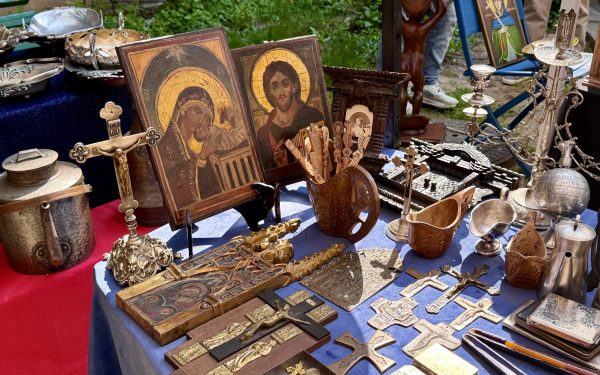 Comorile României atrag Grecii: Antichități de mii de lei, la mare căutare!