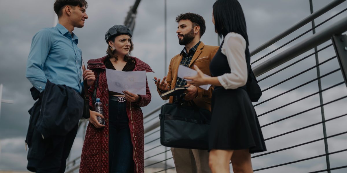 Tinerii din România, spre antreprenoriat: Suntem campioni în UE