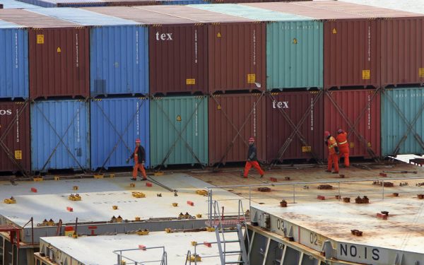 Cumpărături record din China: Deficitul UE crește. Ce a importat Europa?